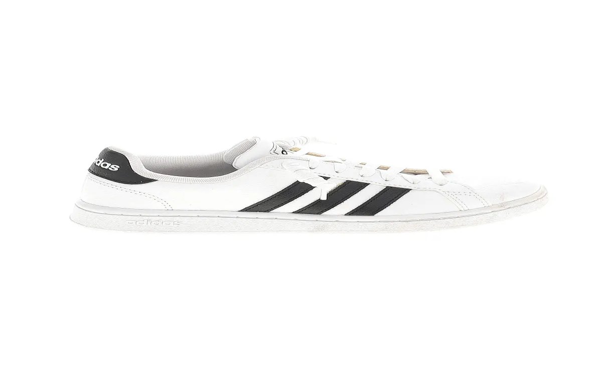 Adidas White Sneakers Size 5 1/2 - 64% off | ThredUp