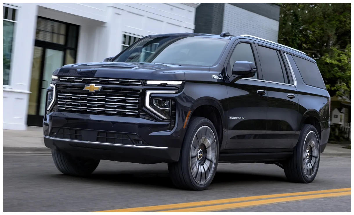 2025 Chevrolet Suburban Photos: Interior, Exterior, and Videos