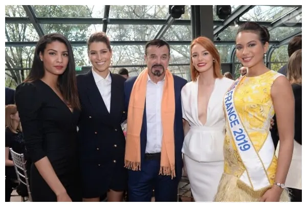 Exclusif chloé mortaud, laury thilleman, olivier courtin