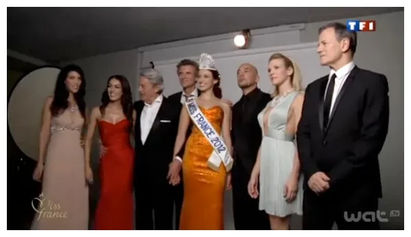 Vidéo delphine wespiser, miss france 2012 très professionelle