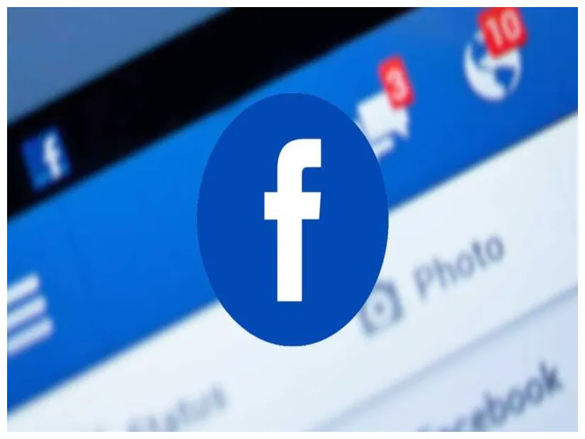 كيف أقوم بإلغاء تثبيت Facebook على جهازي المحمول؟ -Android و iOS