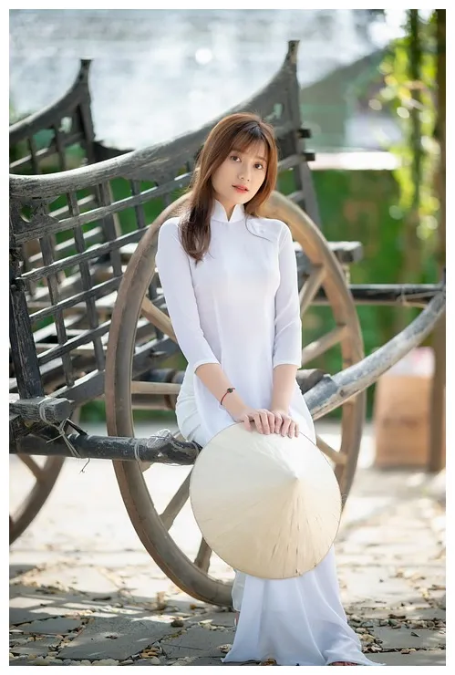 Ao dai fashion woman free on pixabay pixabay
